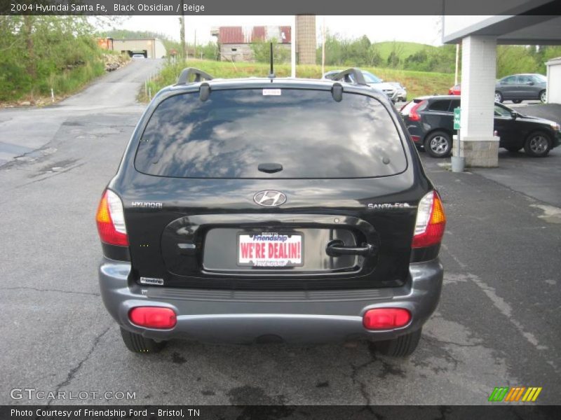 Black Obsidian / Beige 2004 Hyundai Santa Fe