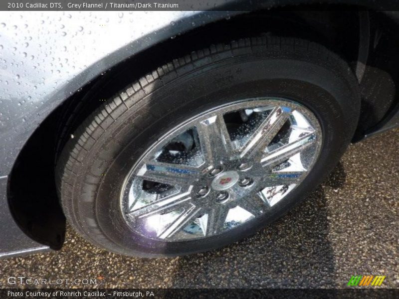 Grey Flannel / Titanium/Dark Titanium 2010 Cadillac DTS