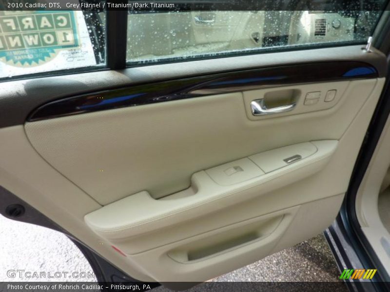 Grey Flannel / Titanium/Dark Titanium 2010 Cadillac DTS