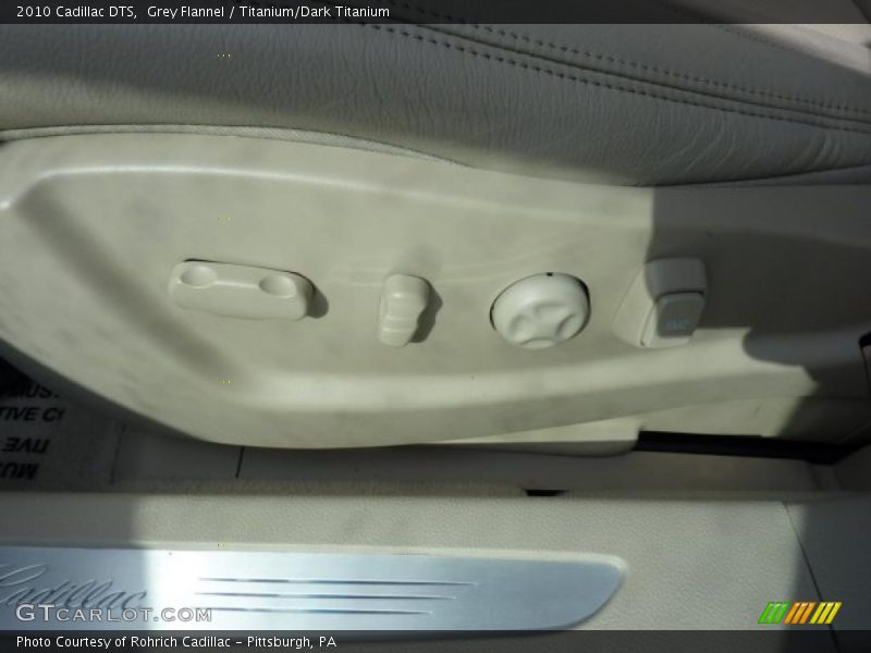 Grey Flannel / Titanium/Dark Titanium 2010 Cadillac DTS