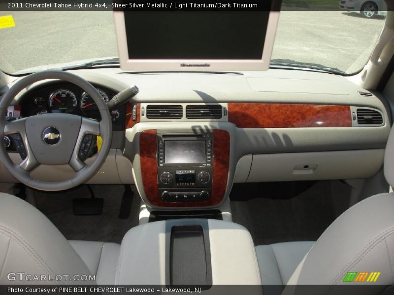 Dashboard of 2011 Tahoe Hybrid 4x4