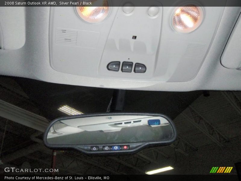 Silver Pearl / Black 2008 Saturn Outlook XR AWD