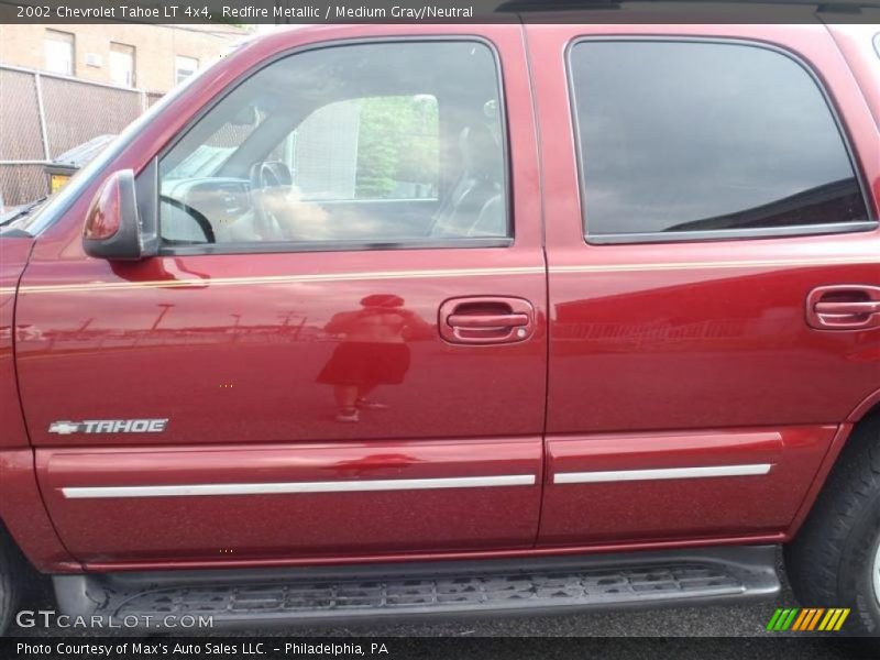 Redfire Metallic / Medium Gray/Neutral 2002 Chevrolet Tahoe LT 4x4