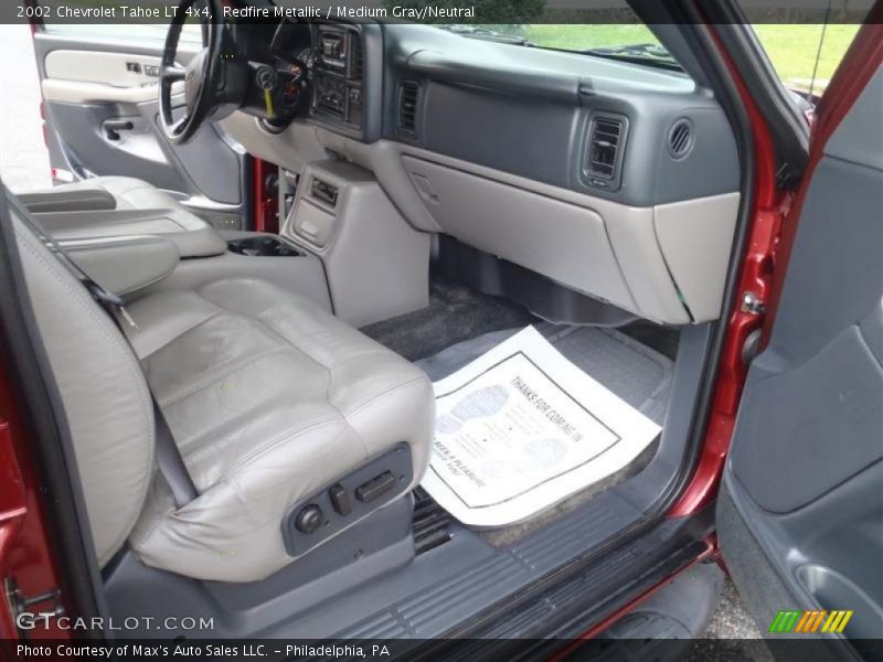 Redfire Metallic / Medium Gray/Neutral 2002 Chevrolet Tahoe LT 4x4