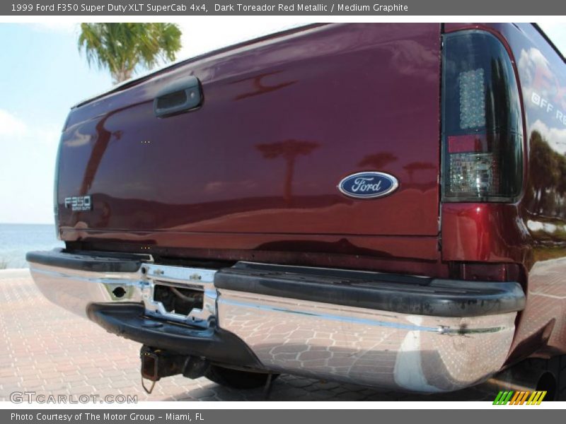 Dark Toreador Red Metallic / Medium Graphite 1999 Ford F350 Super Duty XLT SuperCab 4x4