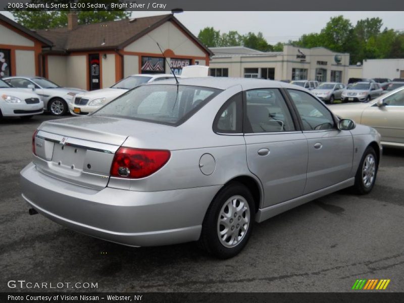 Bright Silver / Gray 2003 Saturn L Series L200 Sedan