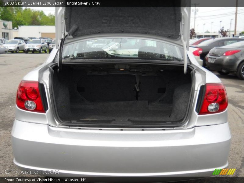 Bright Silver / Gray 2003 Saturn L Series L200 Sedan