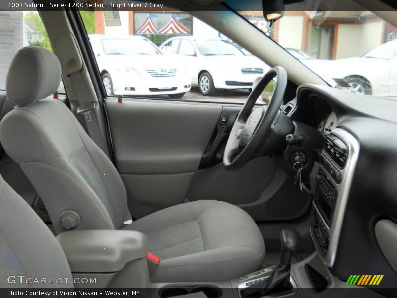 Bright Silver / Gray 2003 Saturn L Series L200 Sedan
