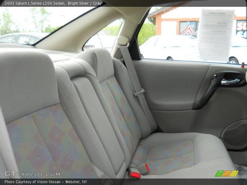 Bright Silver / Gray 2003 Saturn L Series L200 Sedan