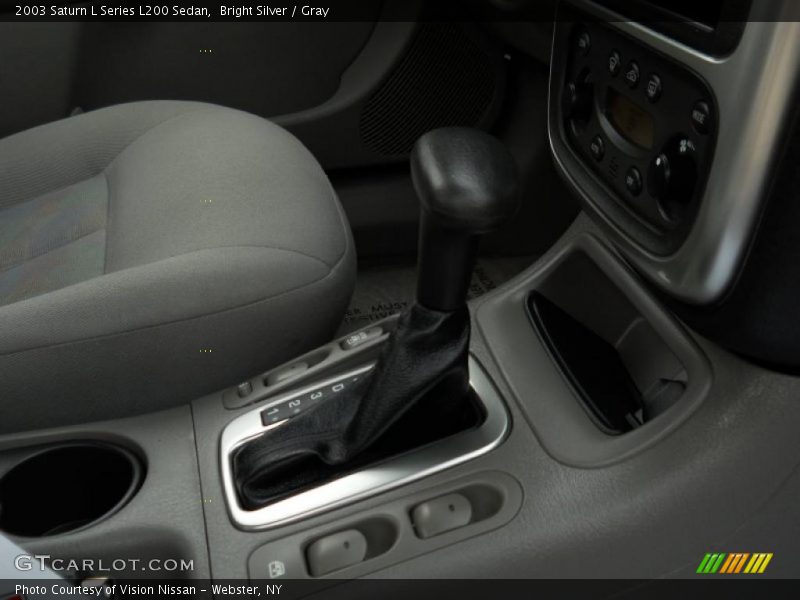Bright Silver / Gray 2003 Saturn L Series L200 Sedan