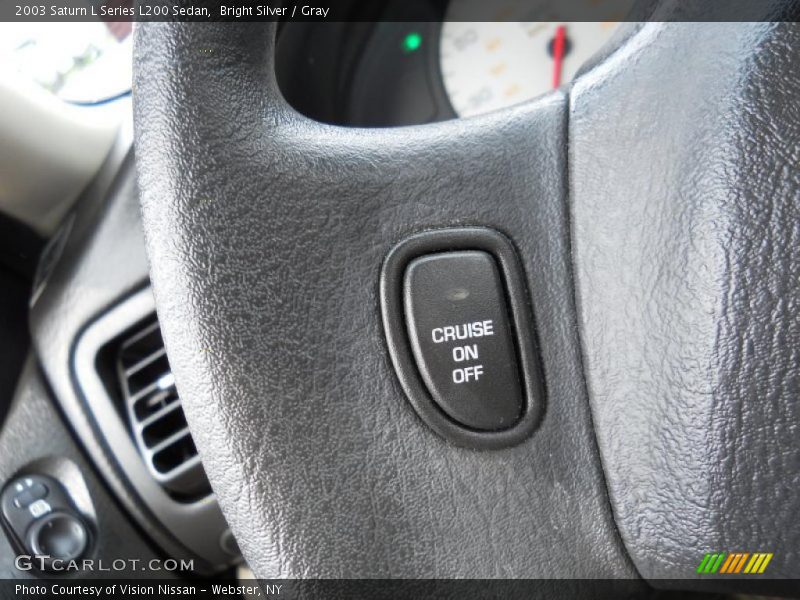 Bright Silver / Gray 2003 Saturn L Series L200 Sedan