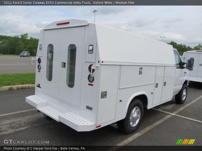  2011 E Series Cutaway E350 Commercial Utility Truck Oxford White