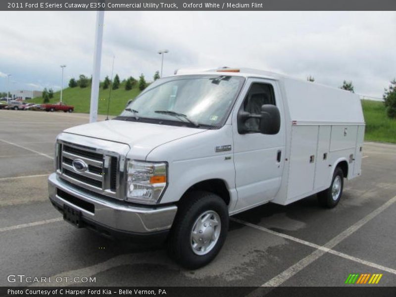 Front 3/4 View of 2011 E Series Cutaway E350 Commercial Utility Truck