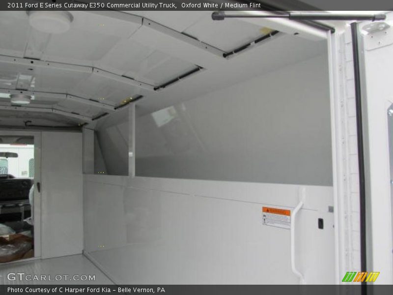 Oxford White / Medium Flint 2011 Ford E Series Cutaway E350 Commercial Utility Truck