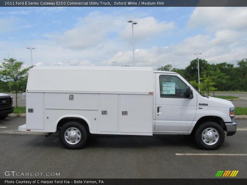  2011 E Series Cutaway E350 Commercial Utility Truck Oxford White