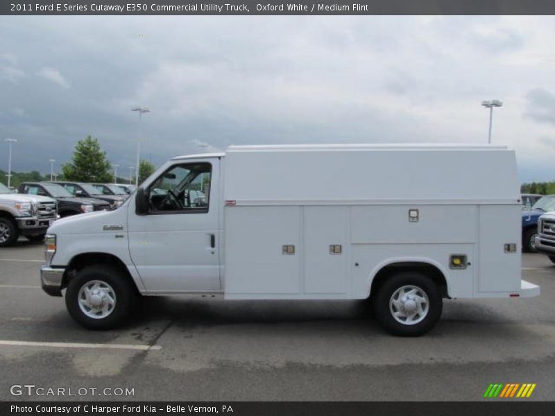 Oxford White / Medium Flint 2011 Ford E Series Cutaway E350 Commercial Utility Truck
