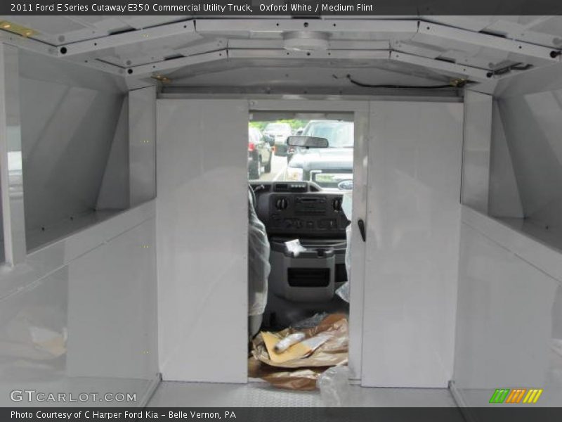 Oxford White / Medium Flint 2011 Ford E Series Cutaway E350 Commercial Utility Truck