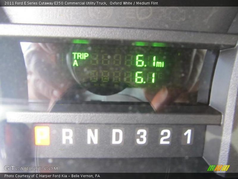 Oxford White / Medium Flint 2011 Ford E Series Cutaway E350 Commercial Utility Truck