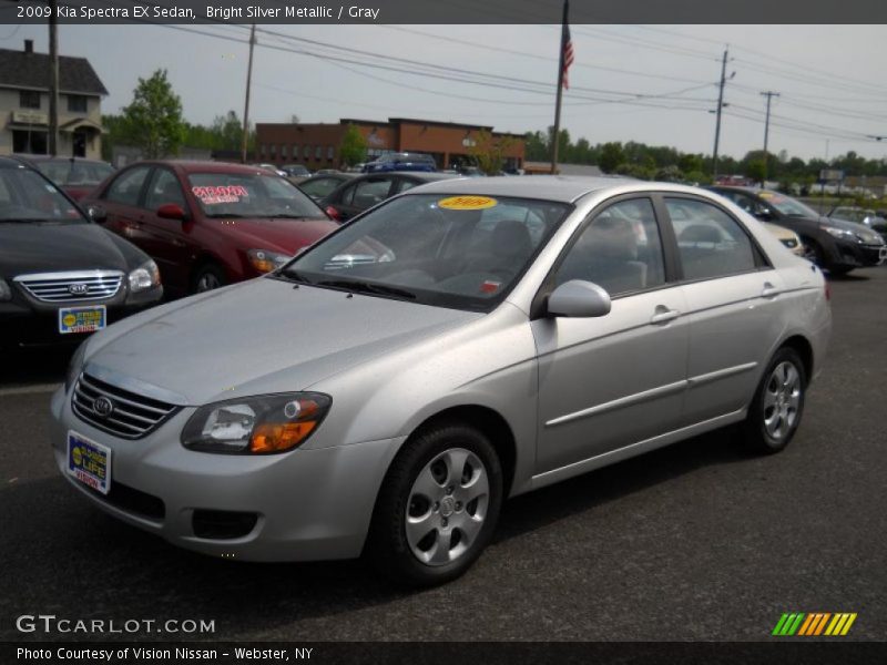 Bright Silver Metallic / Gray 2009 Kia Spectra EX Sedan