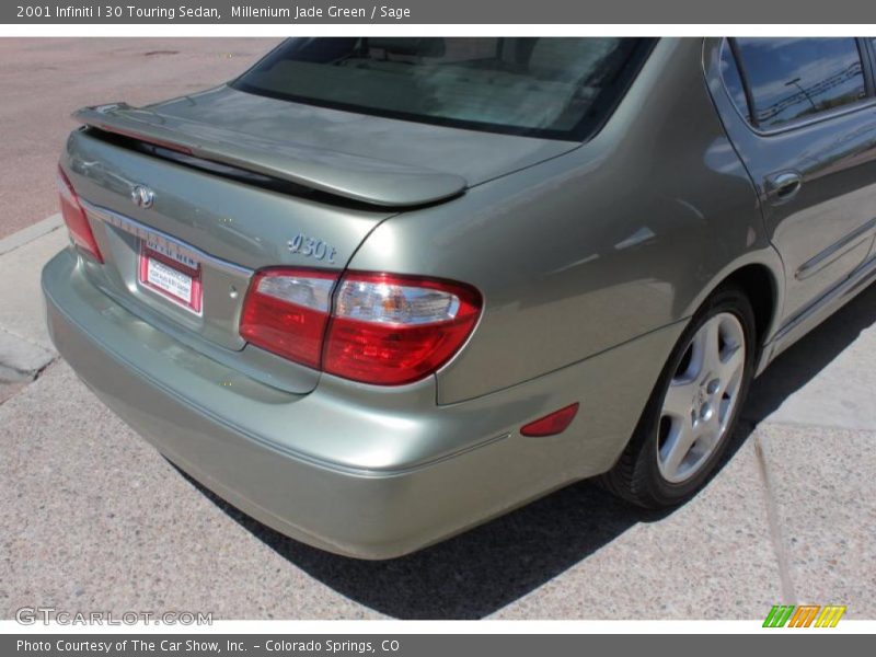 Millenium Jade Green / Sage 2001 Infiniti I 30 Touring Sedan