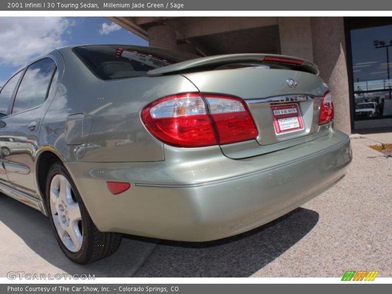 Millenium Jade Green / Sage 2001 Infiniti I 30 Touring Sedan
