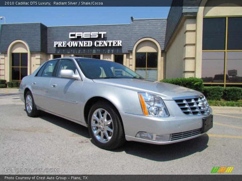 Radiant Silver / Shale/Cocoa 2010 Cadillac DTS Luxury