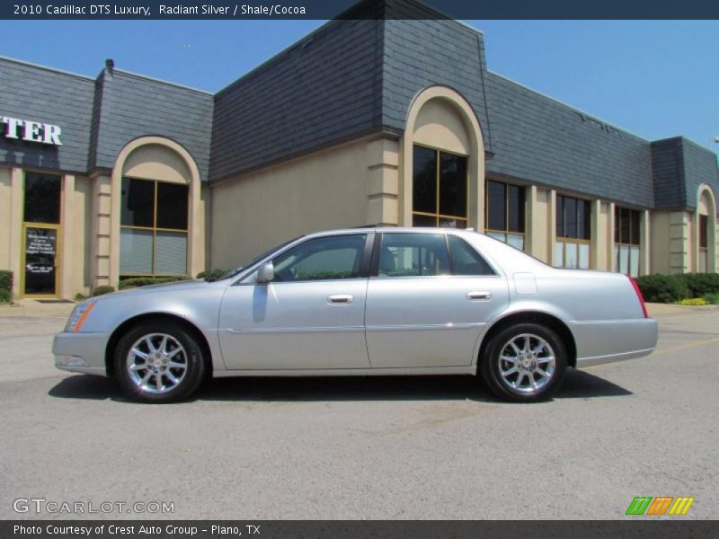 Radiant Silver / Shale/Cocoa 2010 Cadillac DTS Luxury