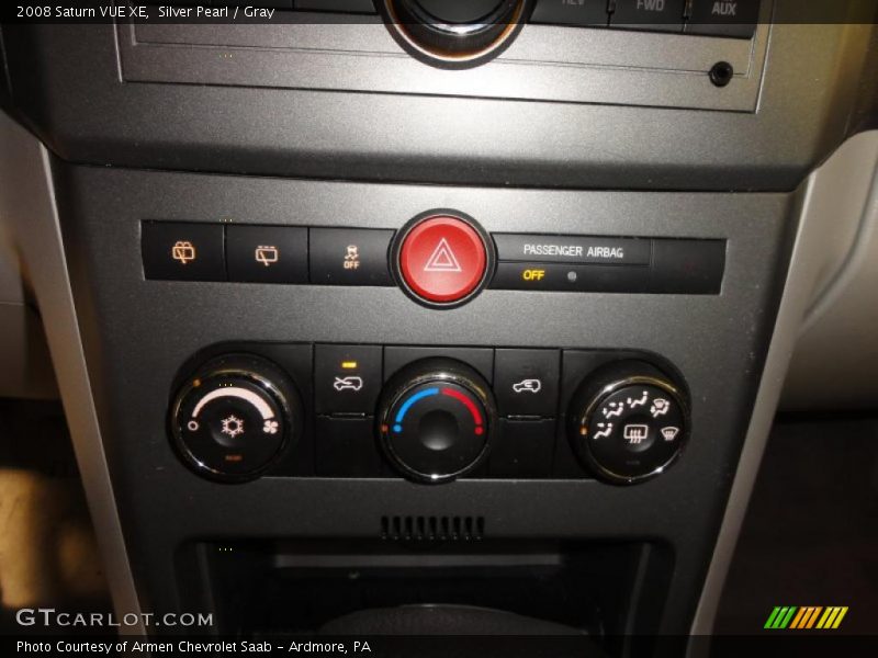Silver Pearl / Gray 2008 Saturn VUE XE