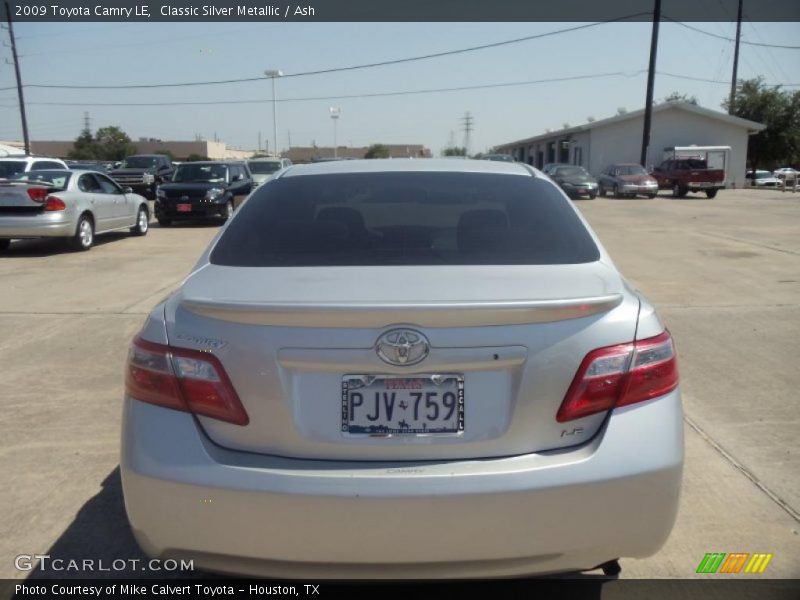 Classic Silver Metallic / Ash 2009 Toyota Camry LE