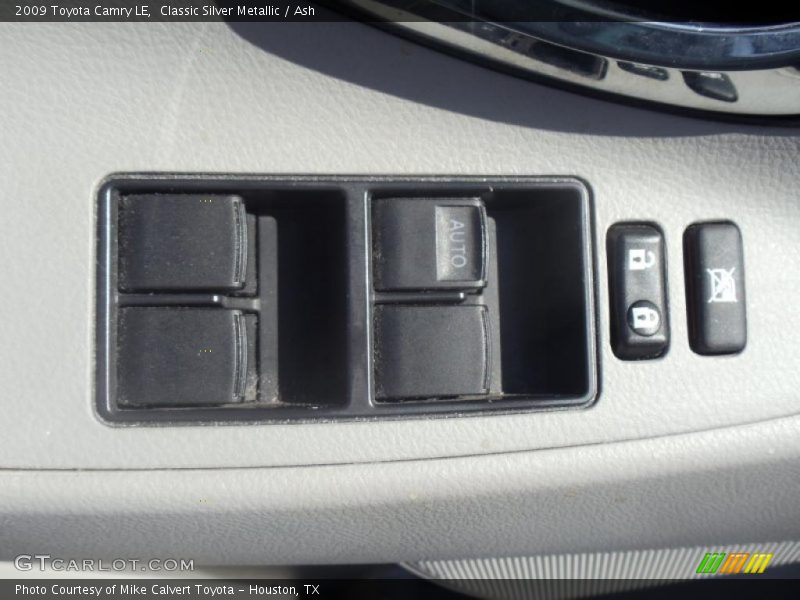 Classic Silver Metallic / Ash 2009 Toyota Camry LE