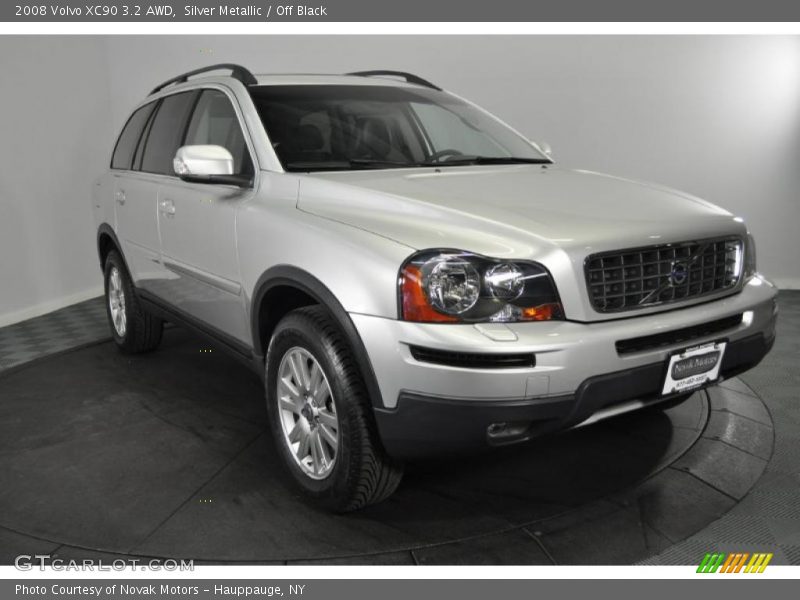 Silver Metallic / Off Black 2008 Volvo XC90 3.2 AWD