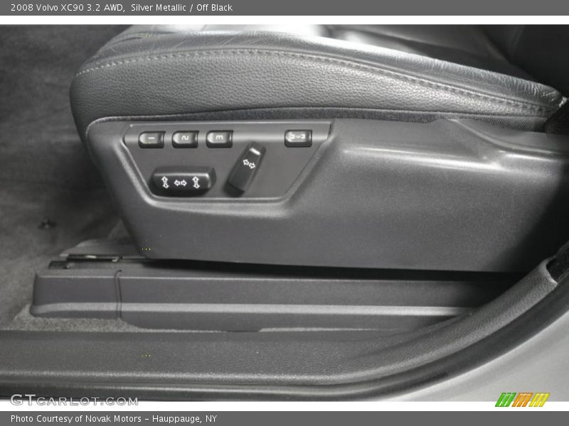 Silver Metallic / Off Black 2008 Volvo XC90 3.2 AWD