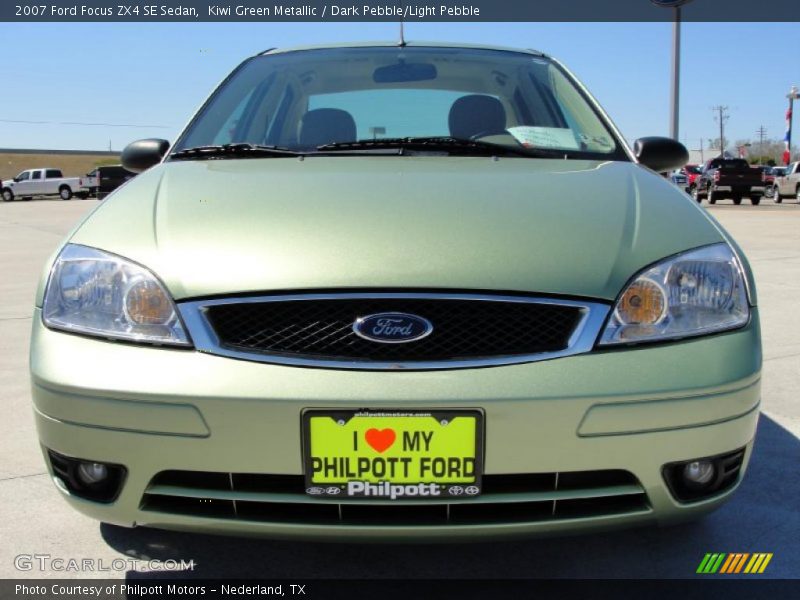 Kiwi Green Metallic / Dark Pebble/Light Pebble 2007 Ford Focus ZX4 SE Sedan