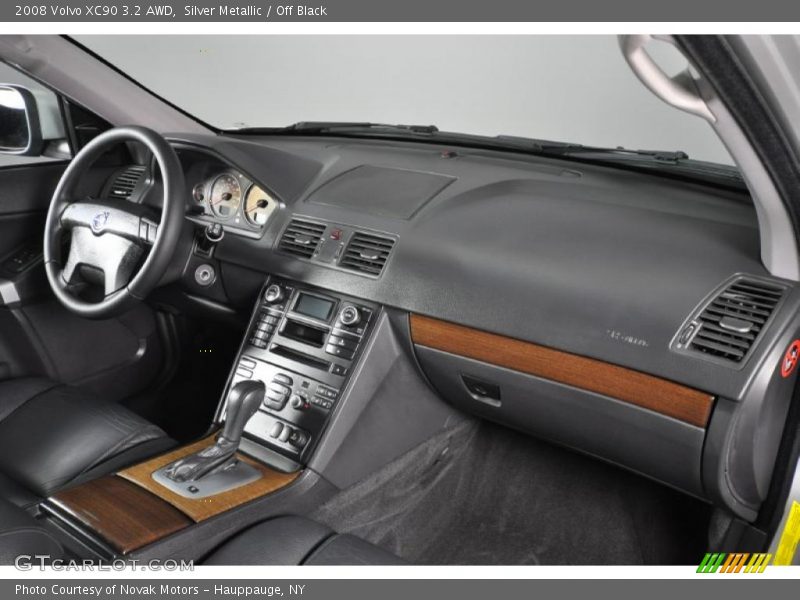 Silver Metallic / Off Black 2008 Volvo XC90 3.2 AWD