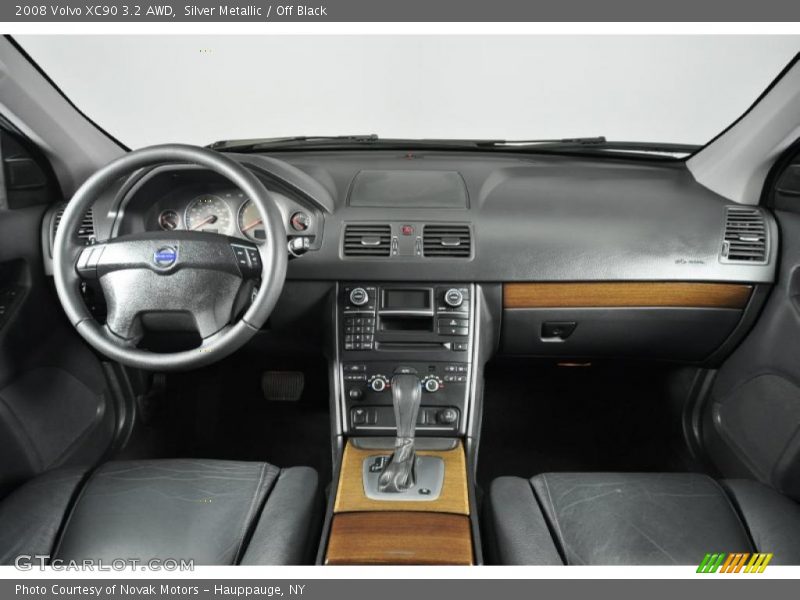 Silver Metallic / Off Black 2008 Volvo XC90 3.2 AWD