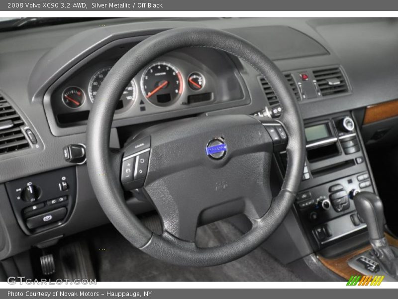 Silver Metallic / Off Black 2008 Volvo XC90 3.2 AWD