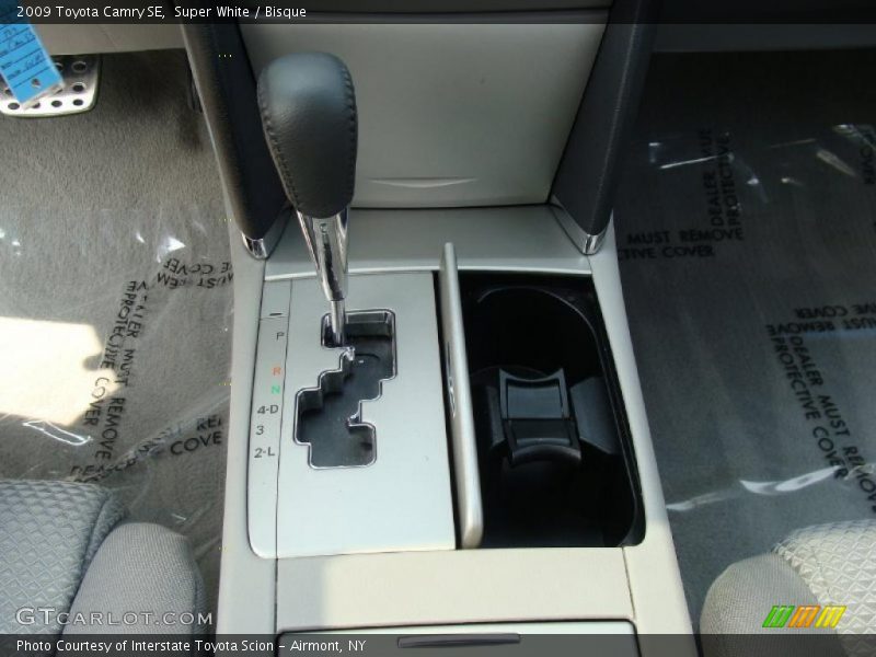Super White / Bisque 2009 Toyota Camry SE