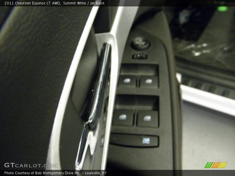 Summit White / Jet Black 2011 Chevrolet Equinox LT AWD