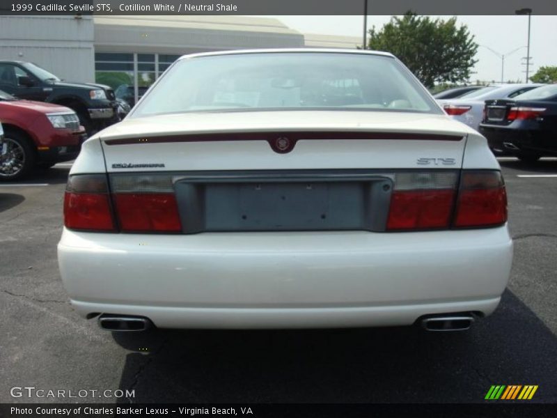 Cotillion White / Neutral Shale 1999 Cadillac Seville STS