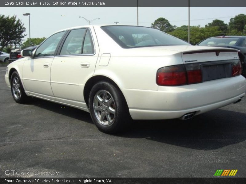 Cotillion White / Neutral Shale 1999 Cadillac Seville STS