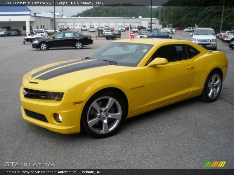 Front 3/4 View of 2010 Camaro SS/RS Coupe