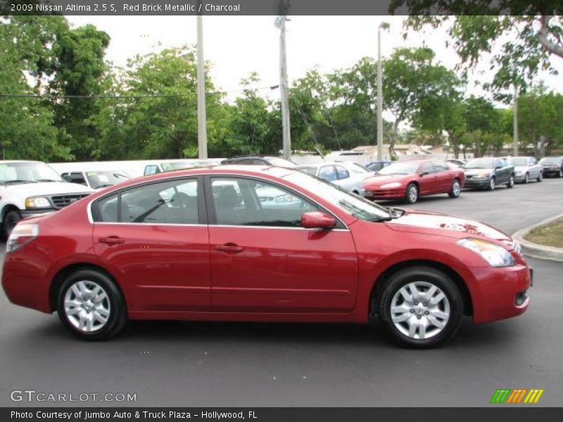 Red Brick Metallic / Charcoal 2009 Nissan Altima 2.5 S