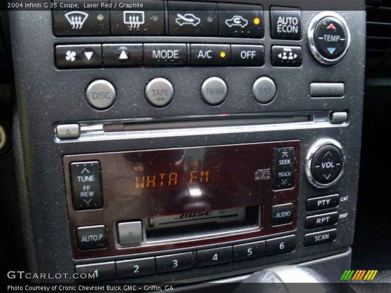 Controls of 2004 G 35 Coupe