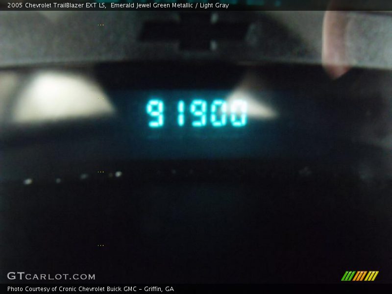 Emerald Jewel Green Metallic / Light Gray 2005 Chevrolet TrailBlazer EXT LS