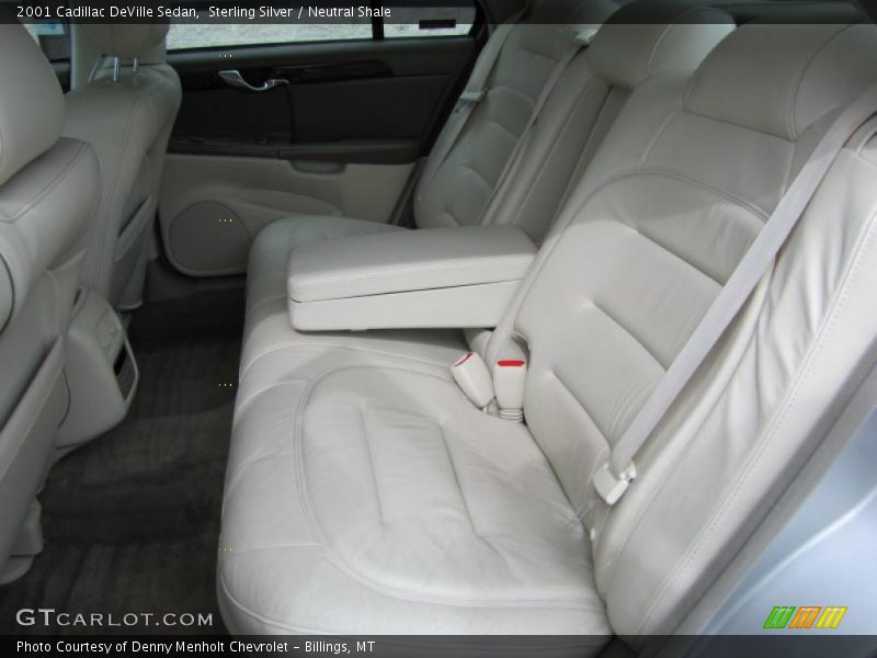 Sterling Silver / Neutral Shale 2001 Cadillac DeVille Sedan