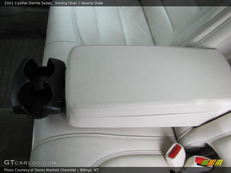 Sterling Silver / Neutral Shale 2001 Cadillac DeVille Sedan