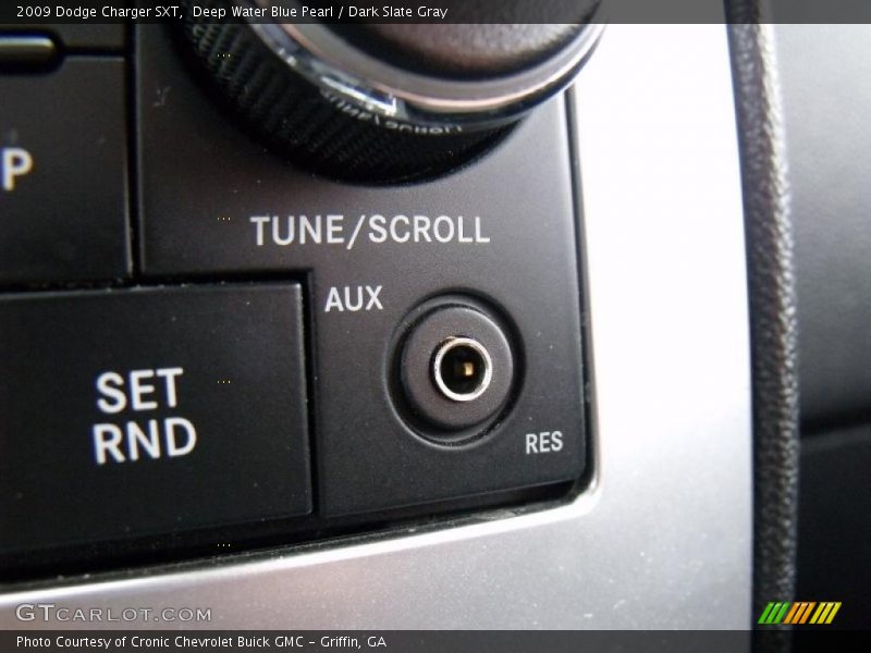 Deep Water Blue Pearl / Dark Slate Gray 2009 Dodge Charger SXT