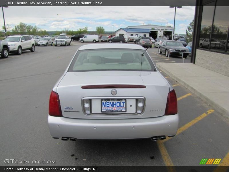 Sterling Silver / Neutral Shale 2001 Cadillac DeVille Sedan