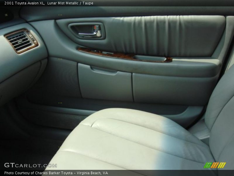 Lunar Mist Metallic / Taupe 2001 Toyota Avalon XL