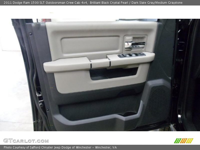 Brilliant Black Crystal Pearl / Dark Slate Gray/Medium Graystone 2011 Dodge Ram 1500 SLT Outdoorsman Crew Cab 4x4